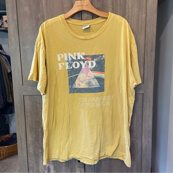 Pink Floyd Other - Pink Floyd Dark Side Of the Moon T Shirt 2020 Yellow Large/XL